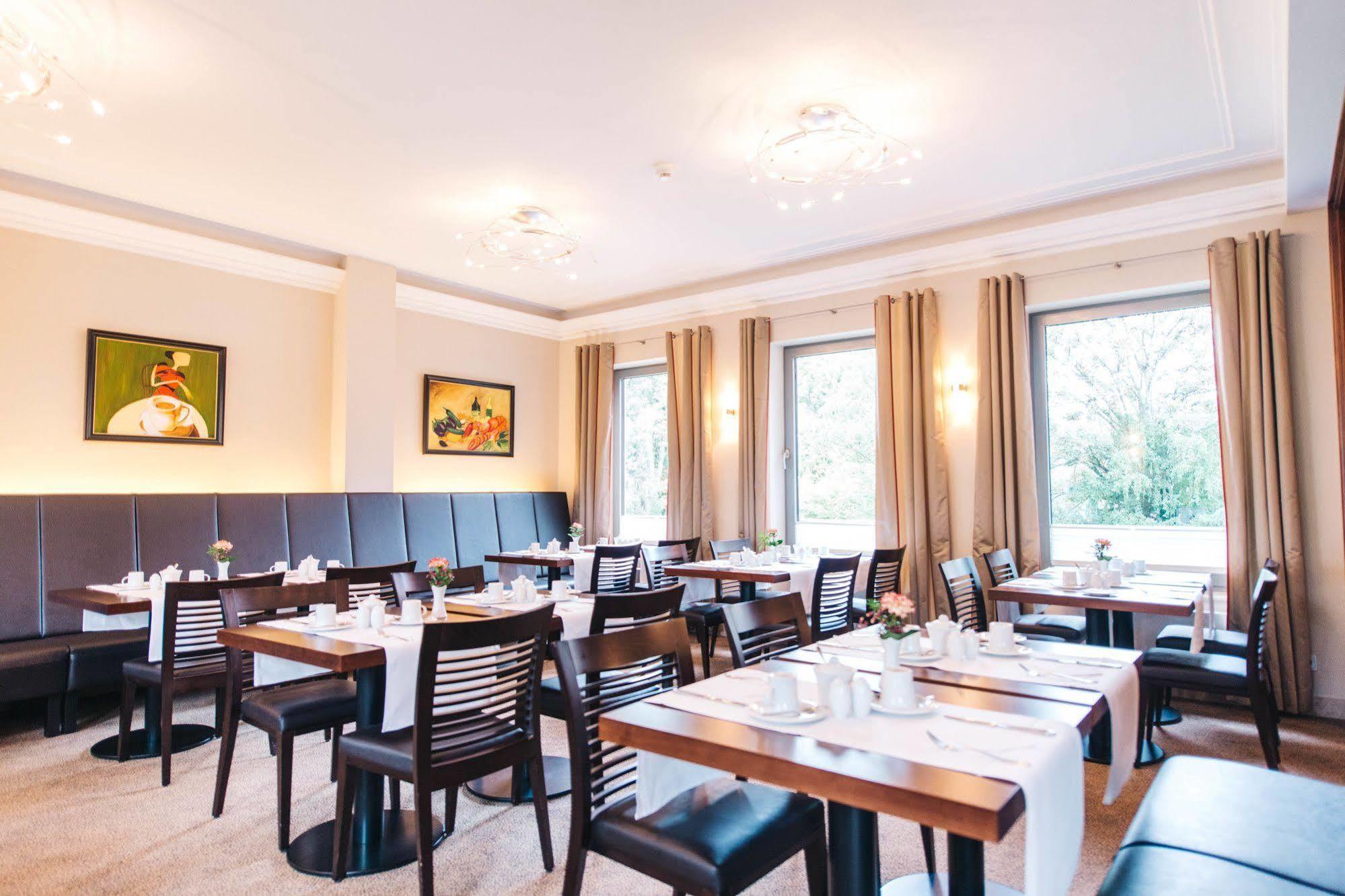 Hotel Kocks Am Muehlenberg 뮬하임안더루 외부 사진